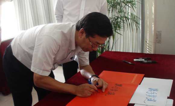 big-2013-12-5_14-38-44.jpg big-2013-12-5_14-38-44.jpg